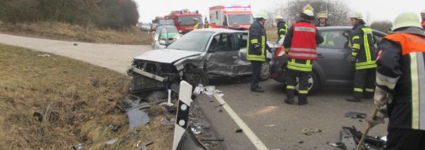 Schwerer Verkehrsunfall auf der B14