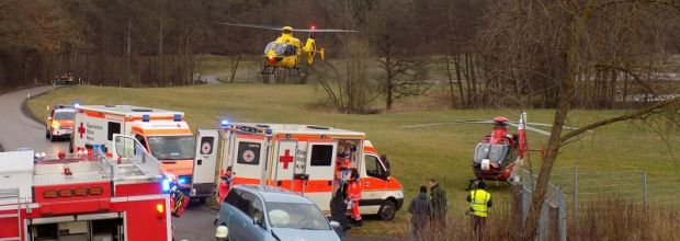 Verkehrsunfall zwischen Wallersdorf und Steinbach