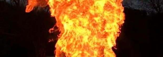 Wachsexplosion in einer Wohnung