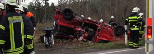 Verkehrsunfall auf der B14 mit fünf Verletzten