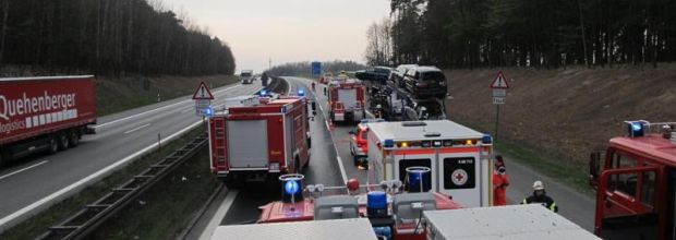 Unfall mit Lkw auf der Autobahn forderte einen Toten