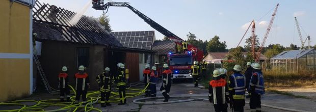 Brand eines landwirtschaftlichen Anwesens in Kolmschneidbach