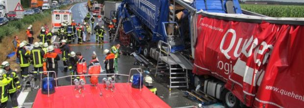 Schwerer Verkehrsunfall auf der BAB A6